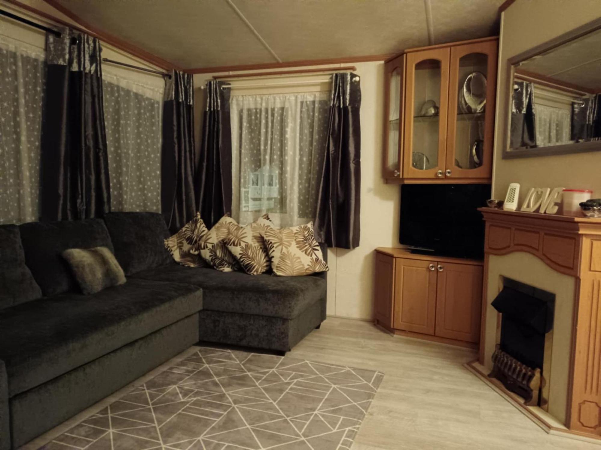 Lovely 3 Bedroom 8 Berth Caravan In Rhyl Eksteriør billede